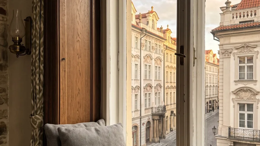 Illustrative image for The Guesthouse Vienna: Thirty-nine rooms opposite the Albertina, the opera two minutes away, the wine included
